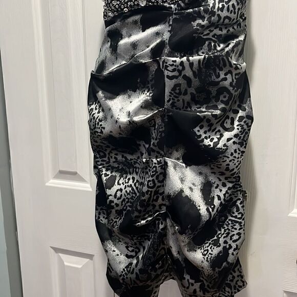 Jump Apparel One Shoulder Bedazzled Scrunch Dress - Picture 3 of 8